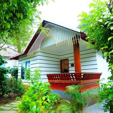 Coorg Orange Blossom Resort And Spa Suntikoppa ภายนอก รูปภาพ