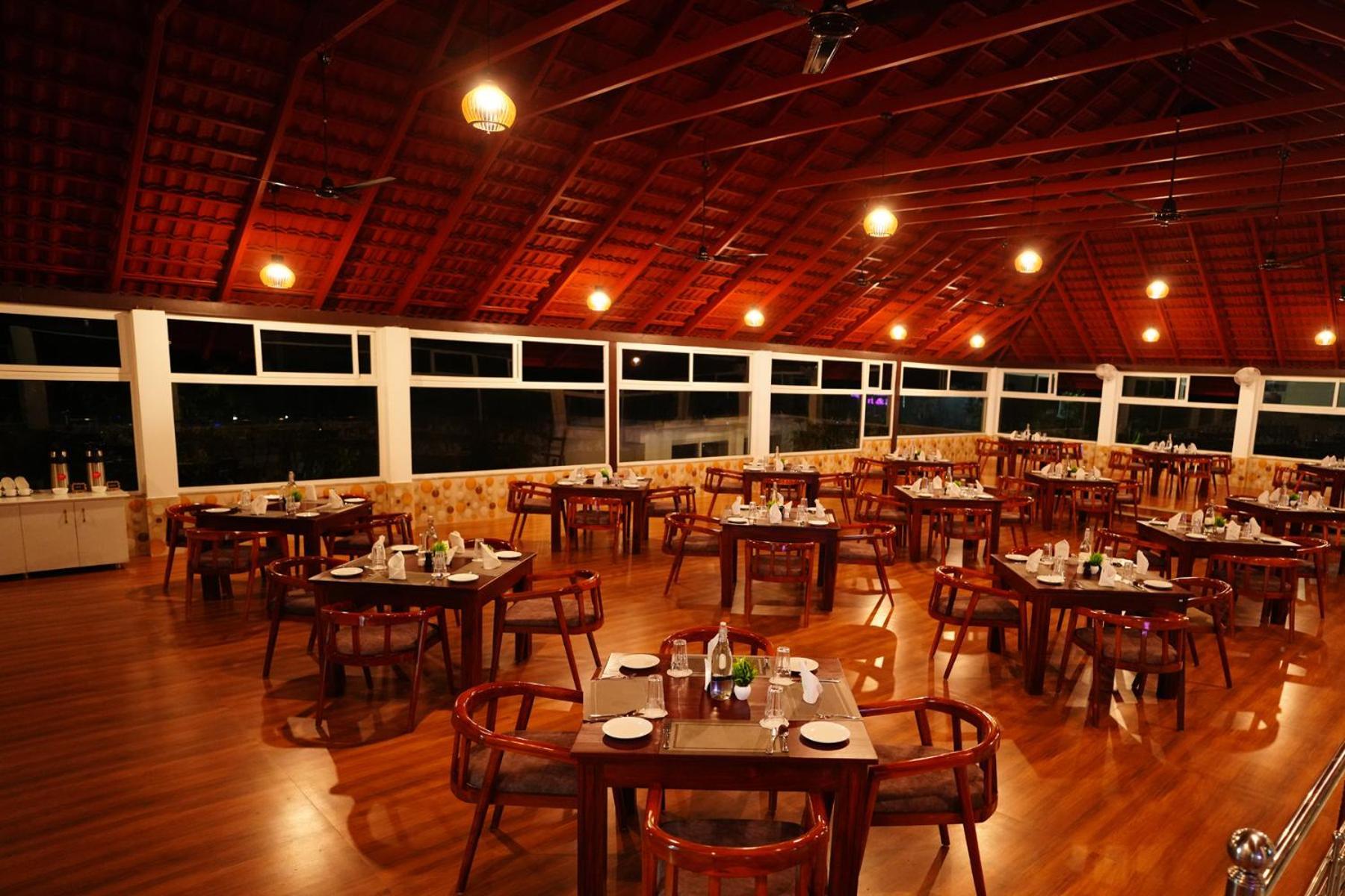 Coorg Orange Blossom Resort And Spa Suntikoppa ภายนอก รูปภาพ