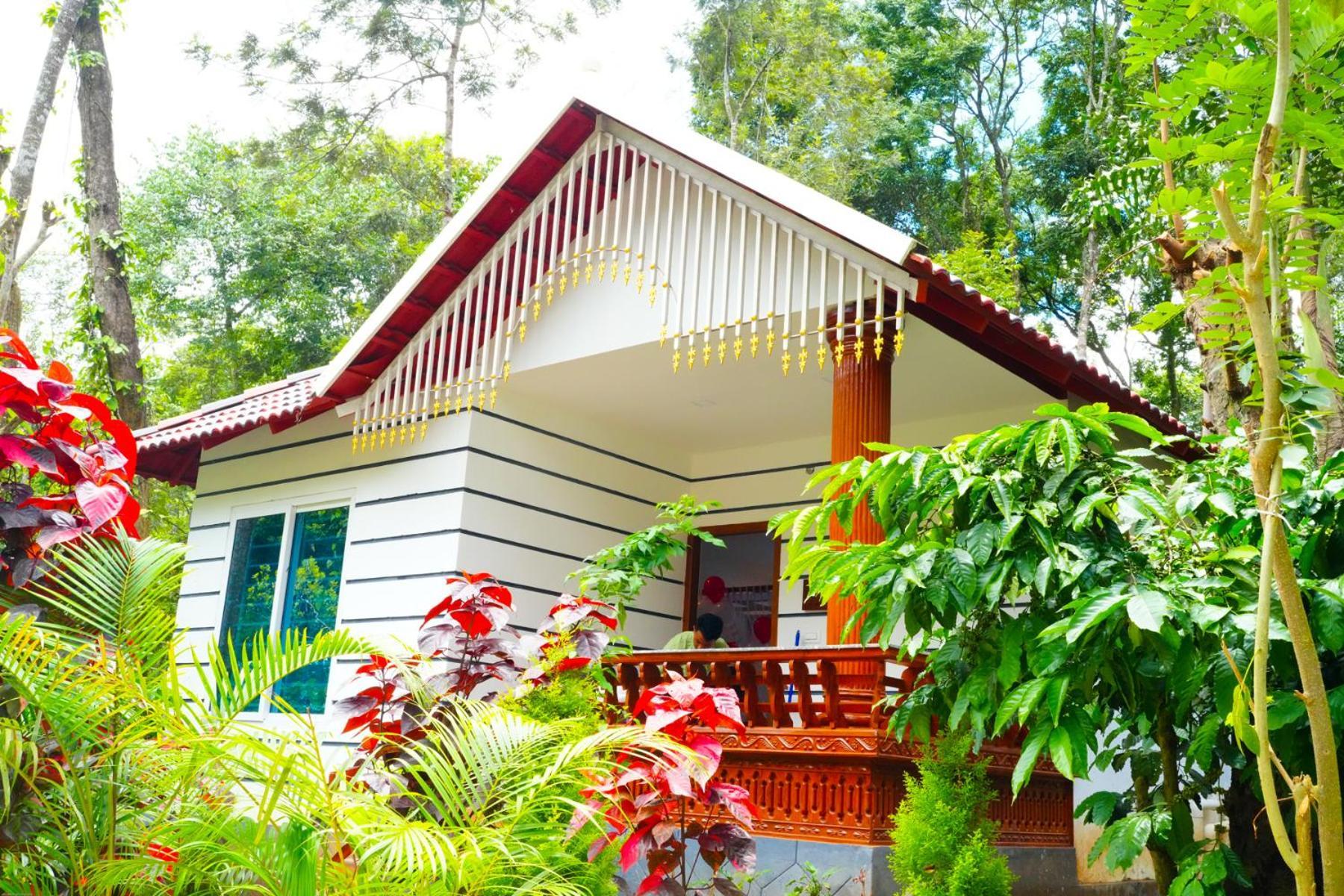 Coorg Orange Blossom Resort And Spa Suntikoppa ภายนอก รูปภาพ