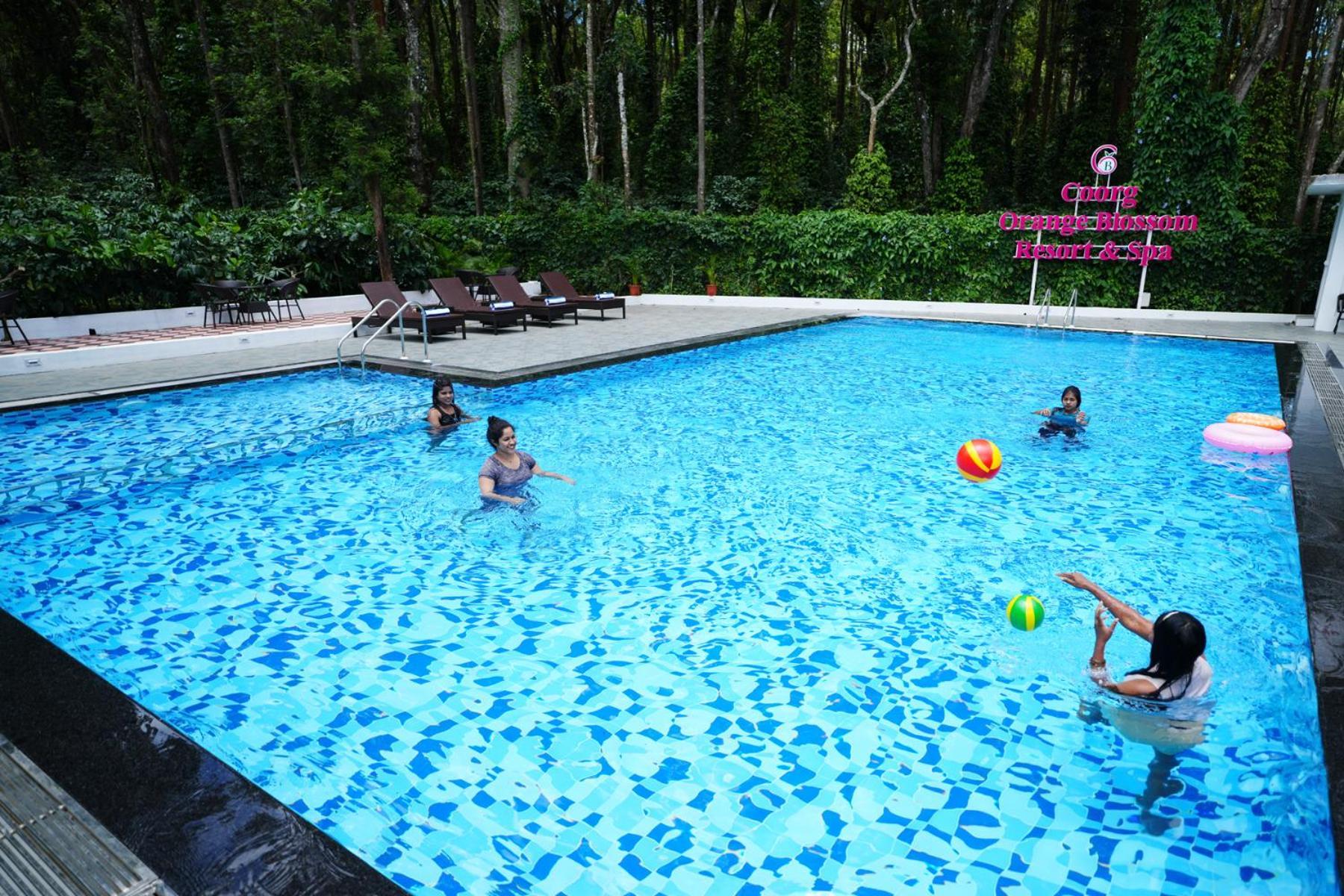 Coorg Orange Blossom Resort And Spa Suntikoppa ภายนอก รูปภาพ